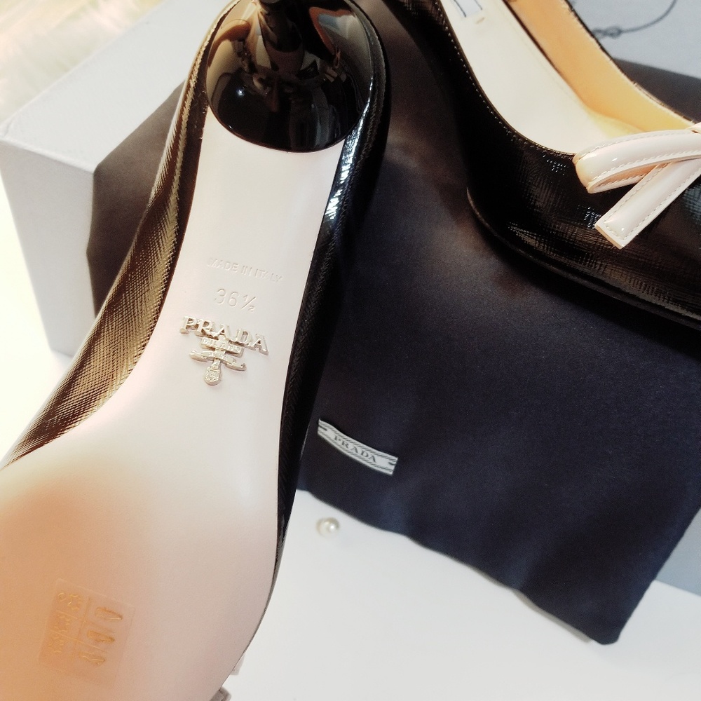 PRADA Women's Black Leather Ballerina - Picture 5 of 7